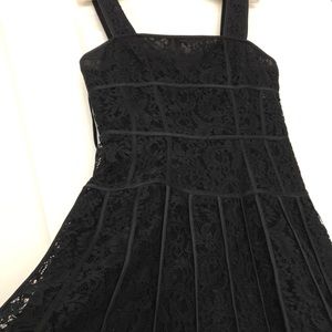 Ann Taylor Cocktail Special Occasion Party Dress Black Lace Flare Size 4.